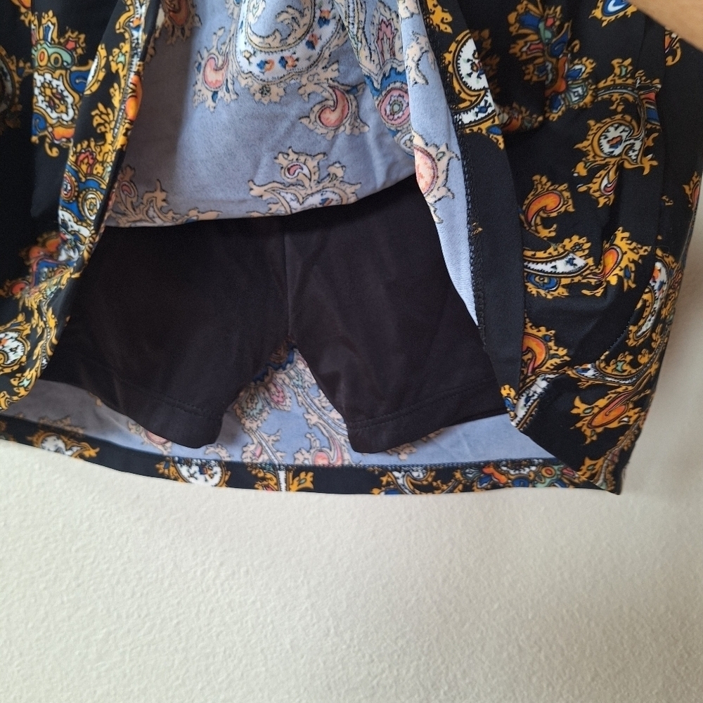 BSkinz Womens Golf Skorts Black W/Mulitcolored Print Size L - Picture 6 of 7
